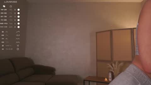 Snapshot of mist_mia chatting on October 2025 05:55:02 PM Mia online show from October 2025 05:55:02 PM