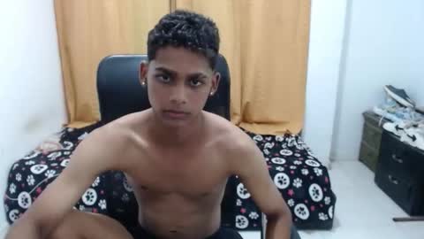 Snapshot of mister_desire_x chatting on November 2025 10:04:02 PM Mister and sweet online show from November 2025 10:04:02 PM