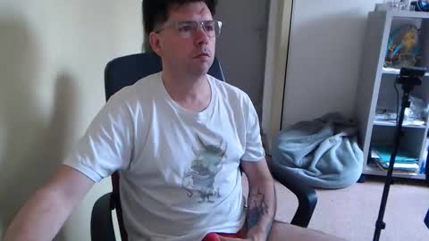 Snapshot of mistercoeur1 chatting on May 2026 07:35:02 AM mistercoeur online show from May 2026 07:35:02 AM