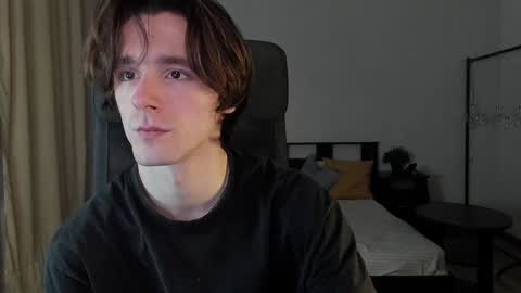 Snapshot of misterhult chatting on December 2024 06:14:01 AM My name is Anton Bogatyrev online show from December 2024 06:14:01 AM