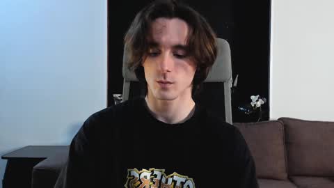 Snapshot of misterhult chatting on February 2025 03:03:01 PM My name is Anton Bogatyrev online show from February 2025 03:03:01 PM