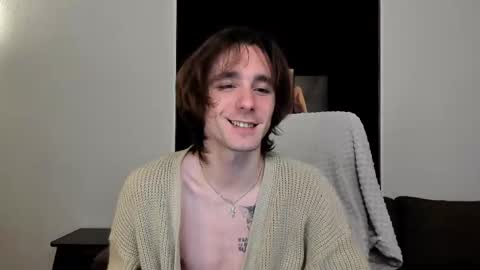 Snapshot of misterhult chatting on February 2025 05:48:01 PM My name is Anton Bogatyrev online show from February 2025 05:48:01 PM