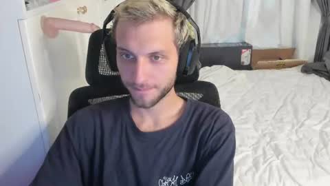 Alex online show from August 2026 12:07:02 PM