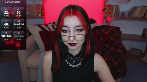 Snapshot of mistress__marcelline chatting on October 2025 09:44:01 AM Marcelline online show from October 2025 09:44:01 AM