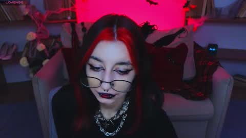 Snapshot of mistress__marcelline chatting on October 2025 10:16:02 AM Marcelline online show from October 2025 10:16:02 AM