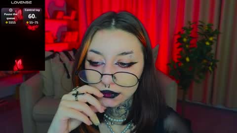 Marcelline online show from April 2026 02:03:02 AM