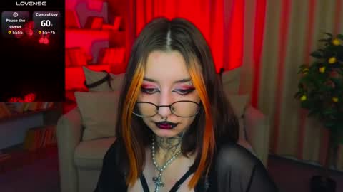 Marcelline online show from April 2026 02:27:02 AM