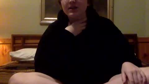 Lassie Cassie online show from May 2026 02:08:02 AM