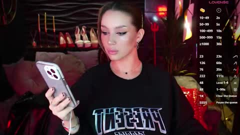 Darsy online show from October 2025 01:52:01 PM