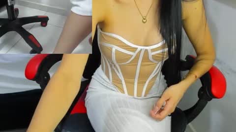 Snapshot of mistress_findom chatting on September 2025 05:29:02 AM mistress_findom online show from September 2025 05:29:02 AM