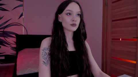 Snapshot of mistress_mialibra chatting on December 2024 11:14:02 PM Mistress Mia online show from December 2024 11:14:02 PM