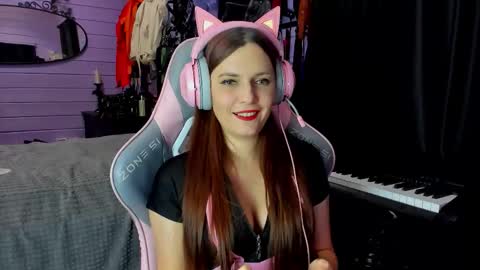 Dirty Priest and Ivi online show from February 2026 06:36:02 PM