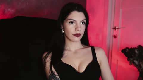 Miss Rochelle online show from November 2025 01:37:01 AM