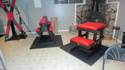 Snapshot of mistressc365 chatting on January 2025 12:16:02 AM Mistress C and bitch boy online show from January 2025 12:16:02 AM