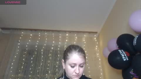 mistresscaro online show from May 2026 07:44:01 PM