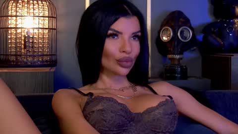 Snapshot of mistresselenia chatting on October 2025 12:34:02 PM Elenia online show from October 2025 12:34:02 PM