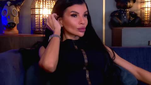 Snapshot of mistresselenia chatting on May 2026 02:13:01 PM Elenia online show from May 2026 02:13:01 PM