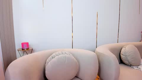 Snapshot of mistresskennya chatting on October 2025 06:30:02 PM mistresskennya online show from October 2025 06:30:02 PM