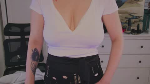 SANDY online show from February 2026 09:57:01 PM