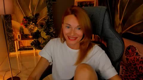 Snapshot of mistybarnes chatting on October 2025 02:37:01 PM MistyBarnes NONUDE MODEL online show from October 2025 02:37:01 PM