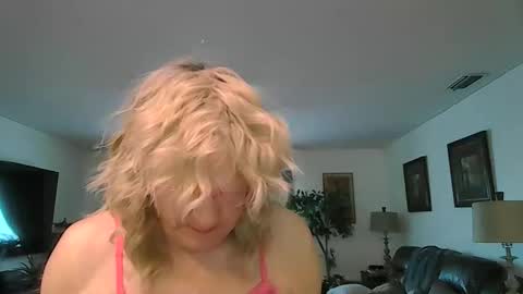 Snapshot of mistygoodslut chatting on May 2026 11:51:02 AM mistygoodslut online show from May 2026 11:51:02 AM