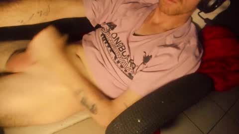 Snapshot of mitchelletbella chatting on October 2025 12:36:01 AM MitchellBWC online show from October 2025 12:36:01 AM