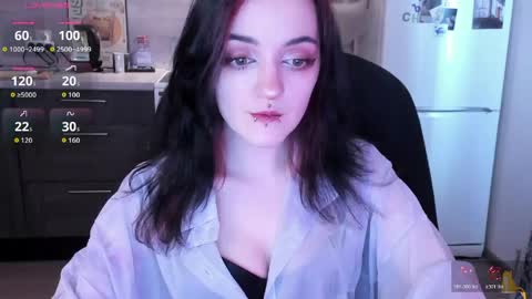 Snapshot of miura_moon chatting on May 2026 07:57:02 AM lina. online show from May 2026 07:57:02 AM