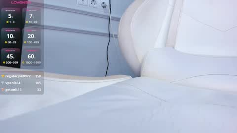 Snapshot of miwa_kasumi chatting on February 2025 04:37:02 PM MIa online show from February 2025 04:37:02 PM