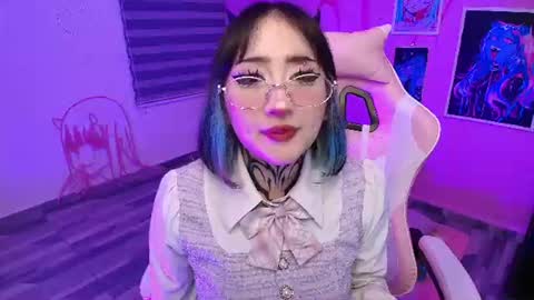 Snapshot of miwaviolet chatting on July 2026 04:03:01 AM Miwa Violet online show from July 2026 04:03:01 AM