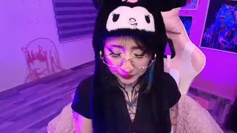 Snapshot of miwaviolet chatting on July 2026 03:09:01 AM Miwa Violet online show from July 2026 03:09:01 AM