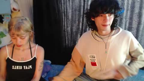 Naomi and Nekorii online show from May 2026 01:08:02 PM
