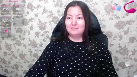 Snapshot of miya_asian_pinay555 chatting on February 2025 12:41:01 AM Miya single mom online show from February 2025 12:41:01 AM