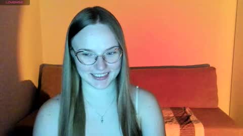 Miya online show from October 2025 07:12:02 PM