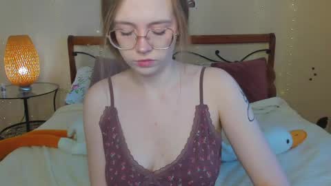 Miya online show from April 2026 01:41:01 AM