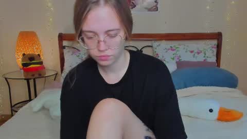 Miya online show from July 2026 01:43:02 AM
