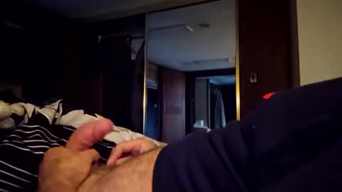 Snapshot of mjolnirandazzarra chatting on December 2025 11:01:02 PM mjolnirandazzarra online show from December 2025 11:01:02 PM