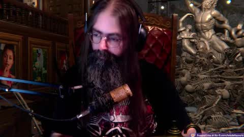 Snapshot of mjolnirinyou chatting on November 2025 07:38:01 PM Lois online show from November 2025 07:38:01 PM