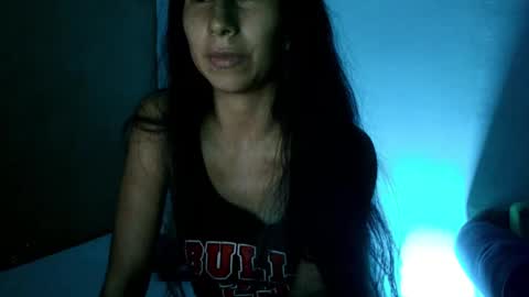 Snapshot of mli739709 chatting on February 2025 04:15:02 AM MoonLipson online show from February 2025 04:15:02 AM