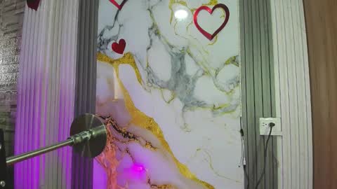 Snapshot of mlucreciasucker303av chatting on February 2026 07:31:01 PM LUCRECIA NEW ACCOUNT online show from February 2026 07:31:01 PM