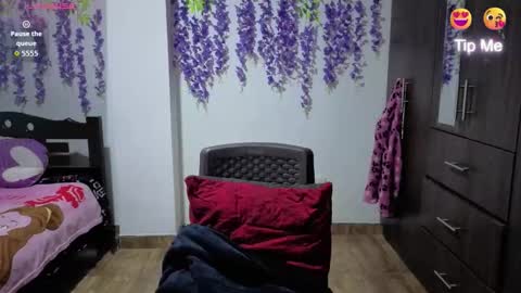 mmsexymm84 online show from March 2026 10:10:02 AM