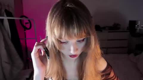 Snapshot of mnepohhh chatting on November 2025 07:58:02 PM mnepohhh online show from November 2025 07:58:02 PM