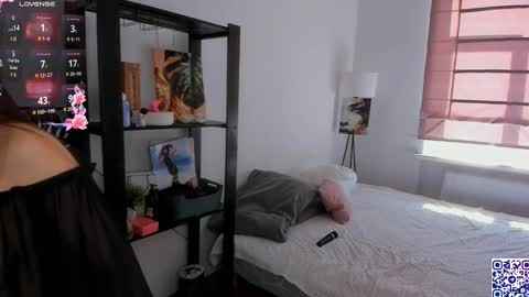 CandyStacy online show from September 2025 07:40:02 AM