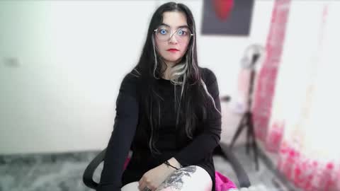 Snapshot of mocca_117 chatting on April 2026 03:01:01 PM Sam online show from April 2026 03:01:01 PM