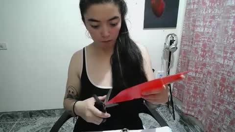 Snapshot of mocca_117 chatting on April 2026 05:01:02 AM Sam online show from April 2026 05:01:02 AM