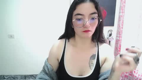 Snapshot of mocca_117 chatting on April 2026 01:51:02 PM Sam online show from April 2026 01:51:02 PM