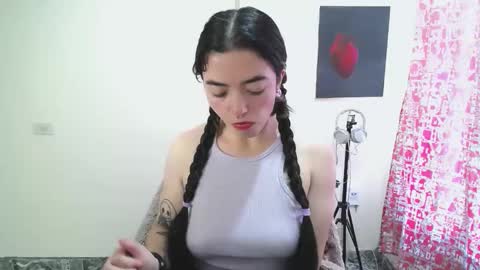 Snapshot of mocca_117 chatting on May 2026 01:38:02 PM Sam online show from May 2026 01:38:02 PM