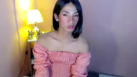 Mocha Locca  online show from January 2025 04:54:02 PM