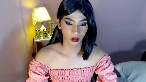 Mocha Locca  online show from February 2025 08:24:01 PM