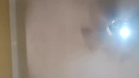 Snapshot of modelo_web18 chatting on April 2026 07:34:02 PM camilo online show from April 2026 07:34:02 PM