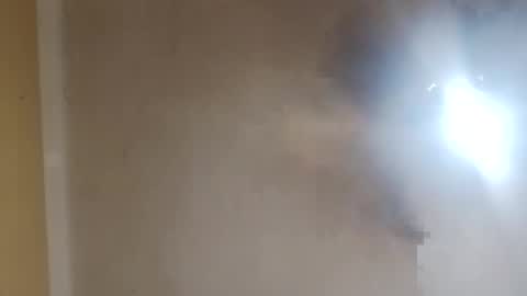 Snapshot of modelo_web18 chatting on April 2026 06:05:02 PM camilo online show from April 2026 06:05:02 PM